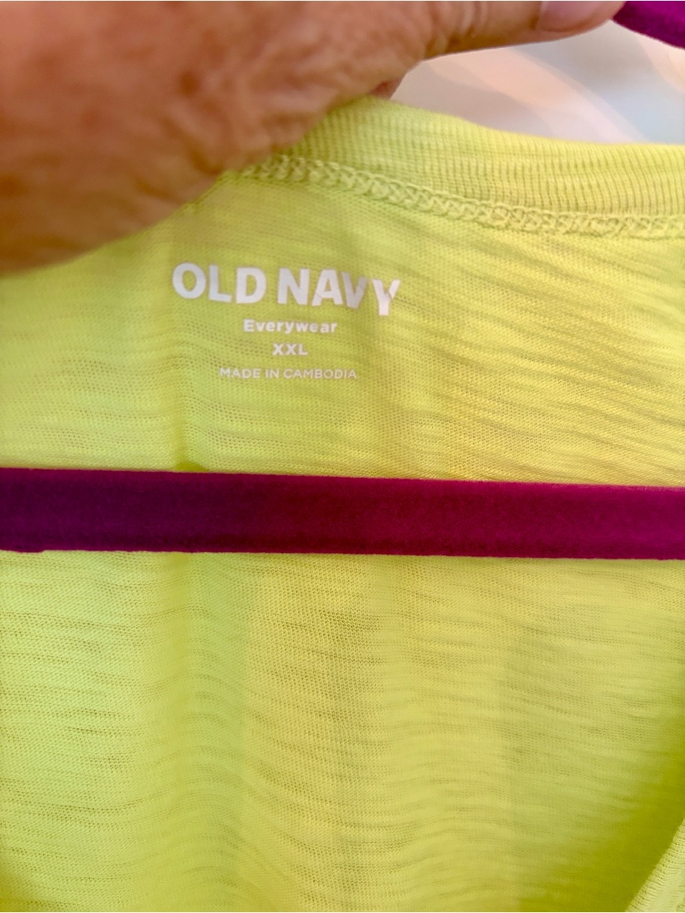 Old Navy V‑Neck Short Sleeve Top - Neon Lime - Picture 5 of 5